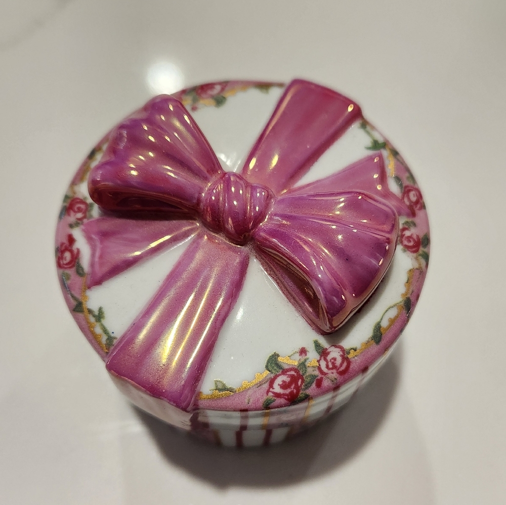 Musical Trinket Box from A Mother's Love Heirloom Porcelain Collection - Picture 2 of 6